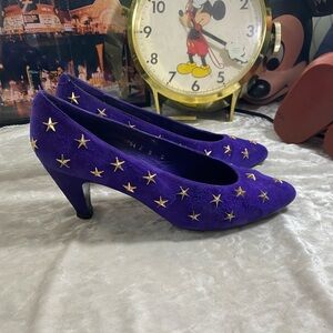 SOLD! 80s SACHA LONDON SAKS FIFTH PURPLE SUEDE AND STARS PUMPS